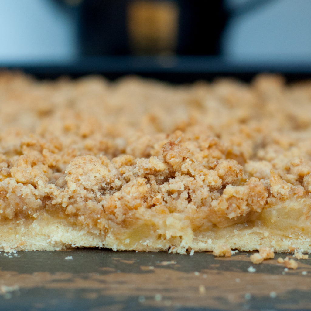 Saftig knuspriger Apfelkuchen – Kochen ist Jazz